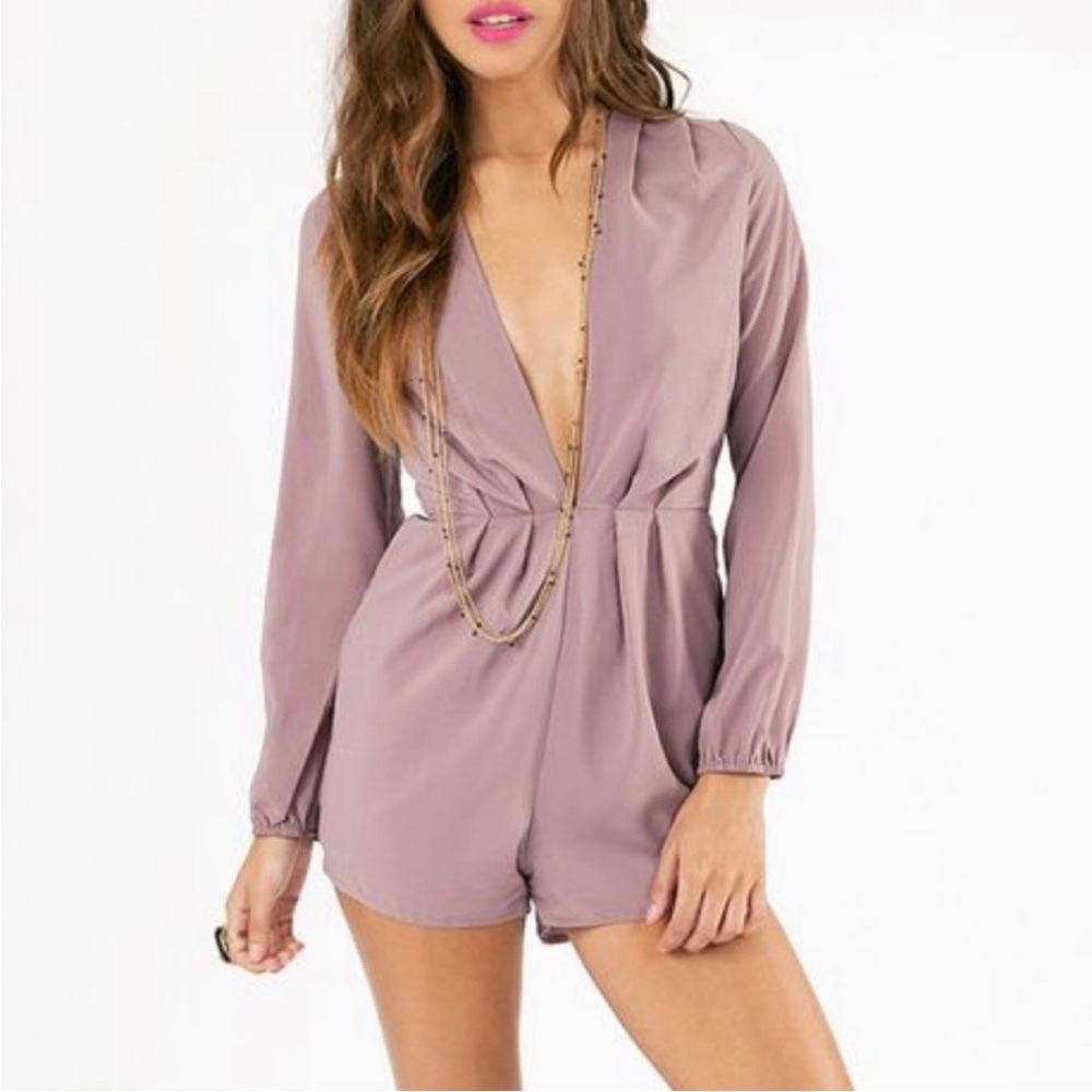 Elegant Mauve V-Neck Romper